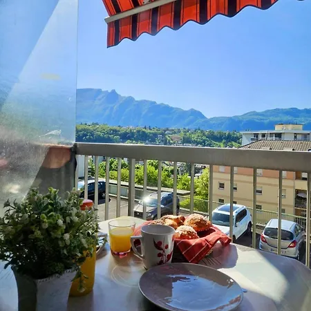Cosy Vue Sur Les Montagnes Aix-les-Bains