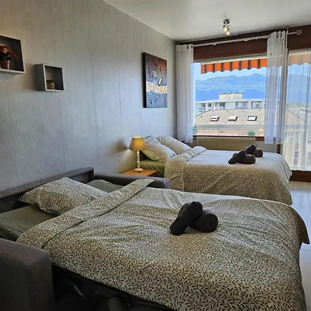 Cosy Vue Sur Les Montagnes